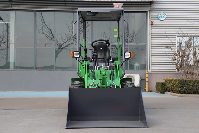 Kompakt Lastikli Yükleyici