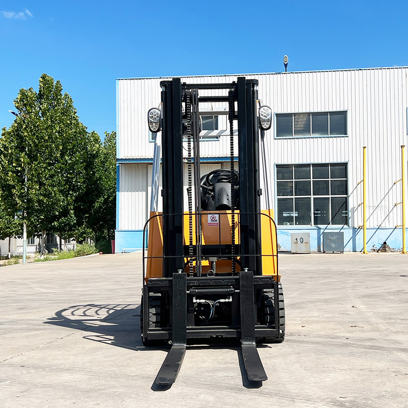 Uzun Menzilli Elektrikli Forkliftler