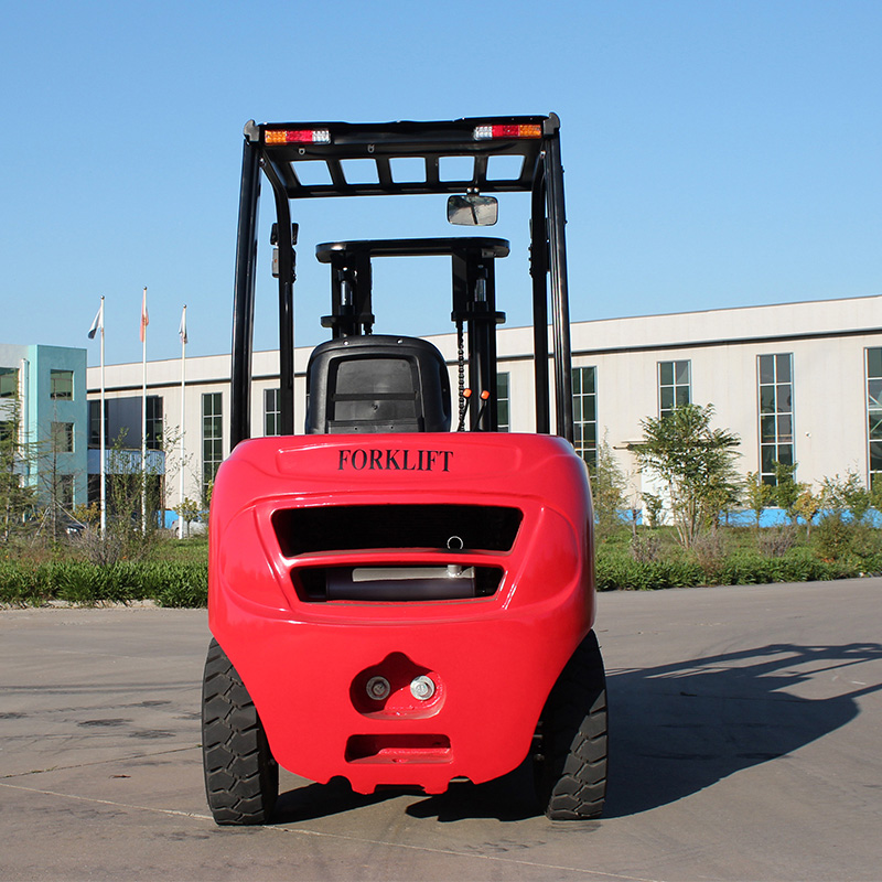 Kompakt elektrikli forklift