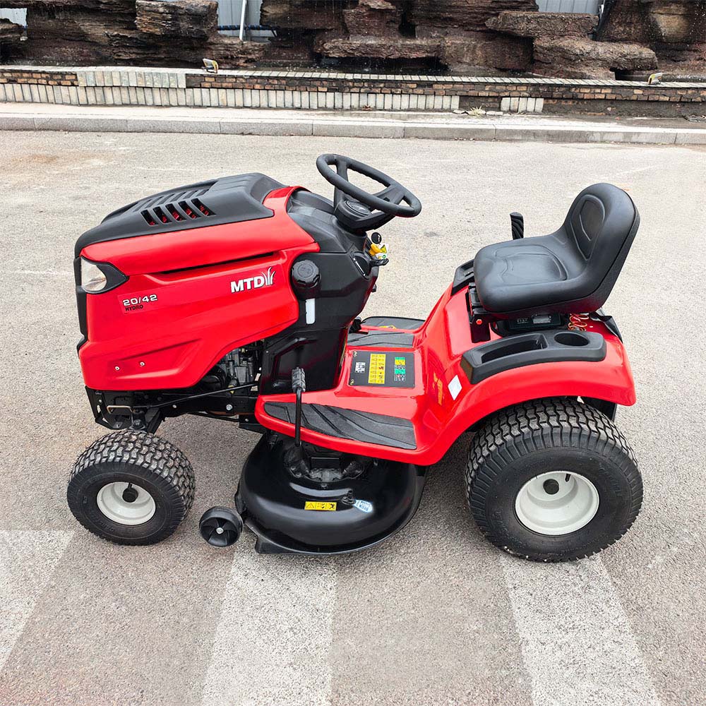 Binilebilir Çim Biçme Makinesi