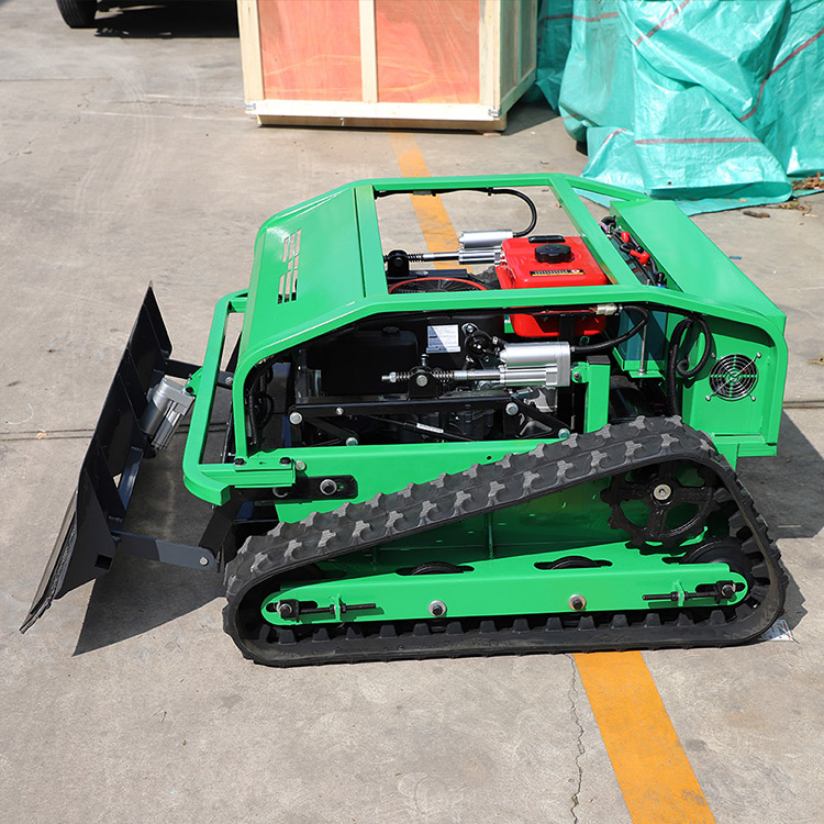 Akülü çim biçme makinesi