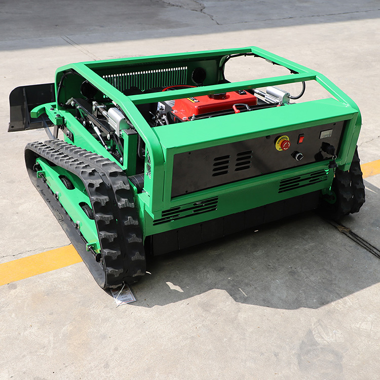 Akülü çim biçme makinesi