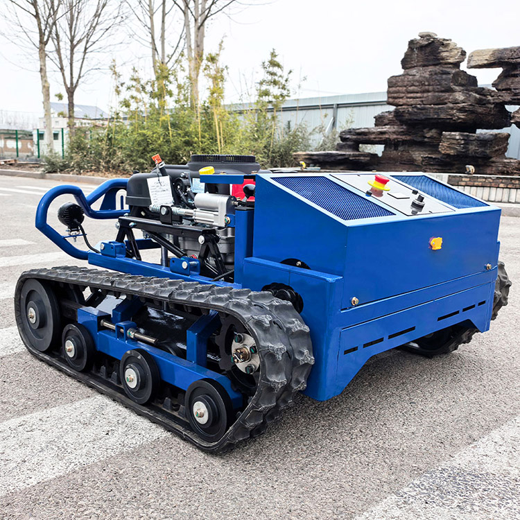 Otomatik çim biçme makinesi