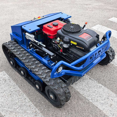 Sıfır dönüşlü çim biçme makineleri