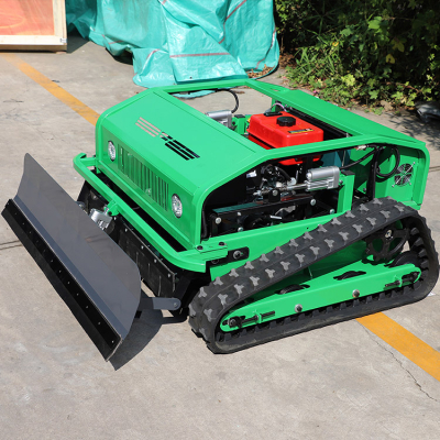 Akülü çim biçme makinesi