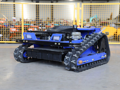 Yeni RC550S çim biçme makinesi, özellikle eğimler ve engebeli araziler için tasarlanmıştır.
