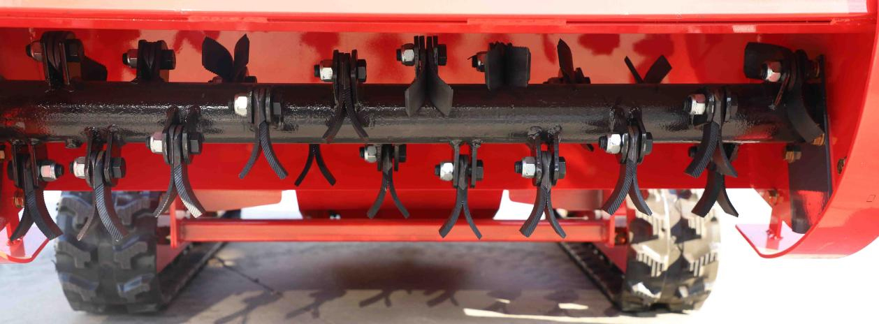 Uzaktan Çim Biçme Makinesi