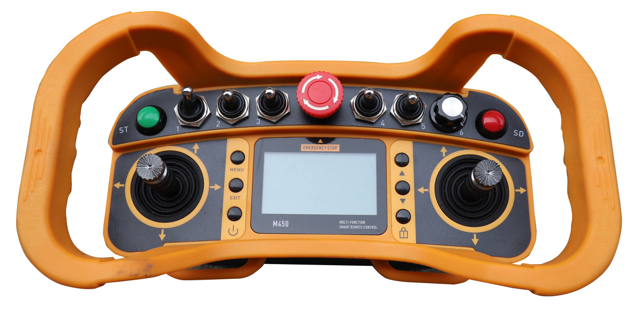 Uzaktan kumandalı çim biçme makineleri popülerdir ve çim bakımında devrim yaratır Uzaktan kumandalı çim biçme makineleri popülerdir ve çim bakımında devrim yaratır