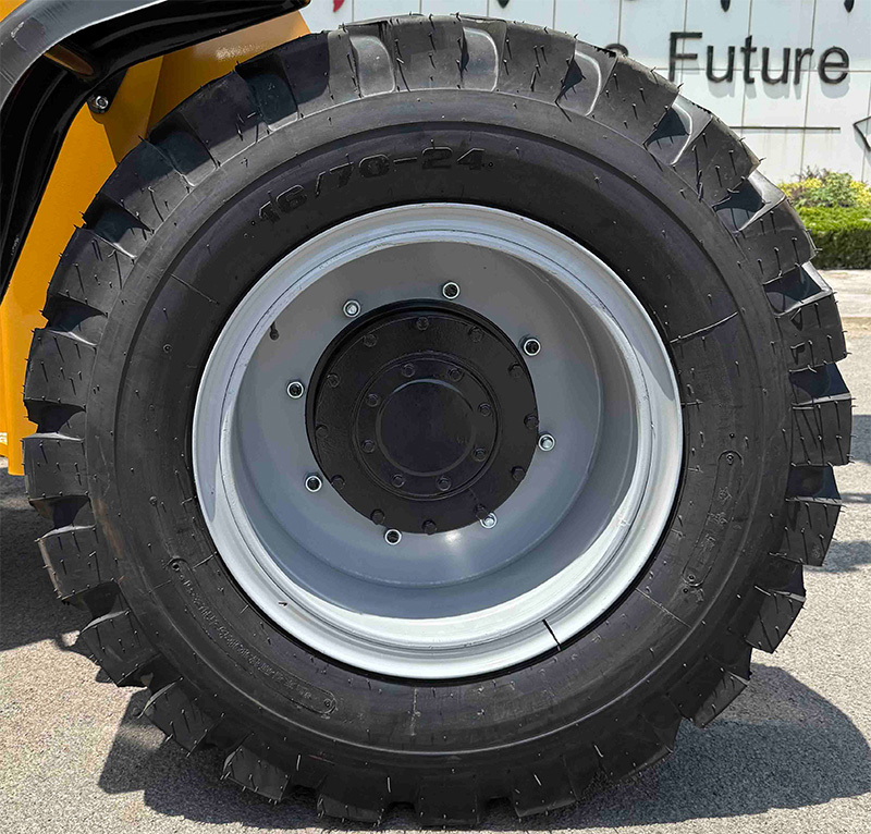 Satılık ön yükleyici Satılık ön yükleyici