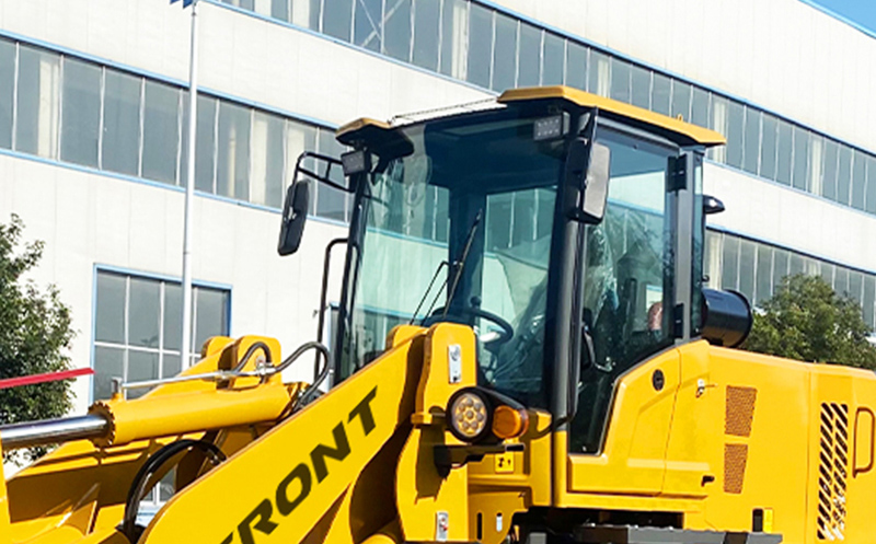 Her Türlü Arazi Yükleyicisi.jpg Her Türlü Arazi Yükleyicisi.jpg