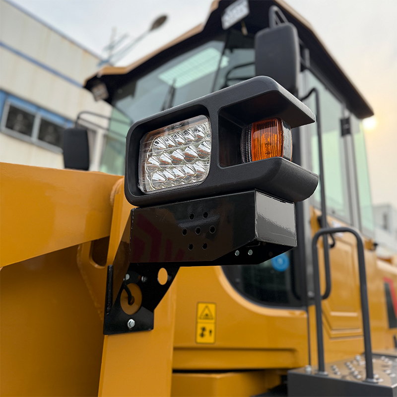 Satılık kompakt tekerlekli yükleyici