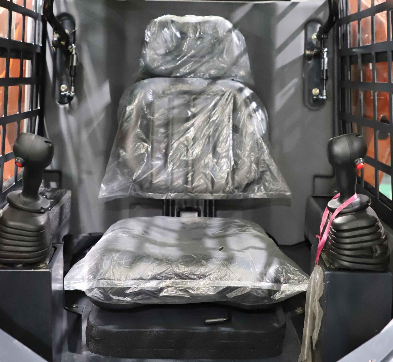 Yeni New Holland skid steer Yeni New Holland skid steer