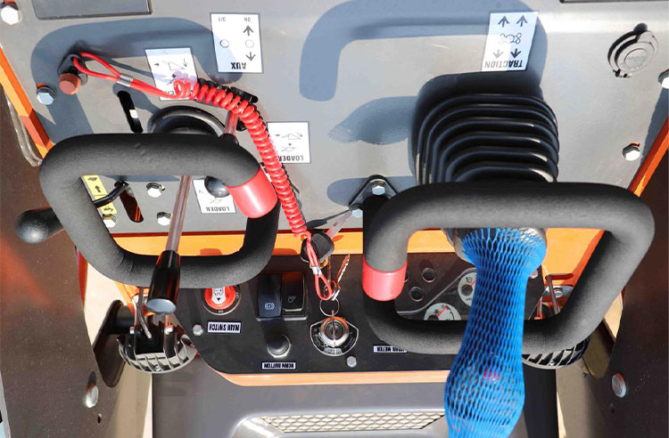 Skid steer yükleyici müzayedesi