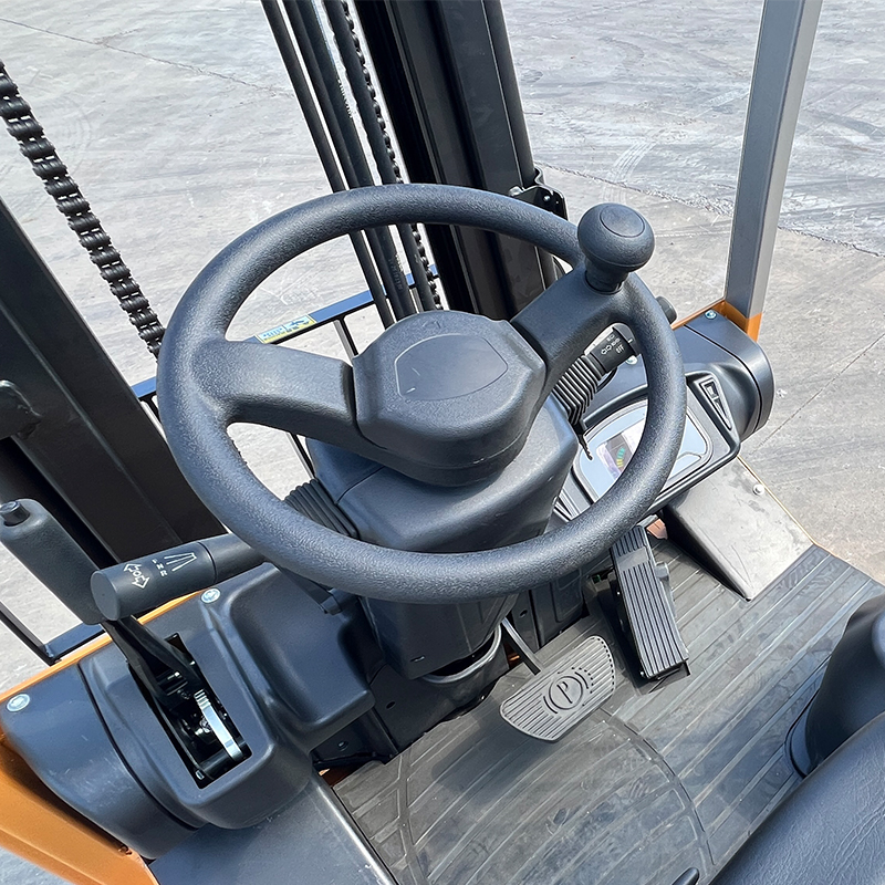 Uzun Menzilli Elektrikli Forkliftler
