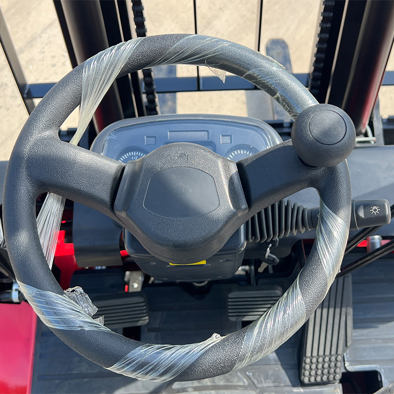 Elektrikli depo forklifti